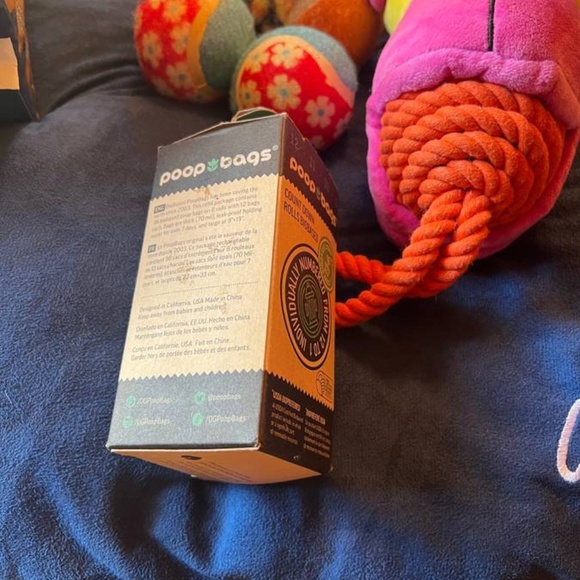 Pooch Pen Pet Bed Puppy Pads Clean Up Bags Kong Balls Toys Bundle 🥳 Host Pick 🥳 - Picture 14 of 16